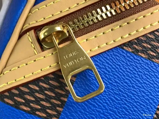 Affordable VUITTON Messenger-24*24*8CM LOUIS Chess 0509